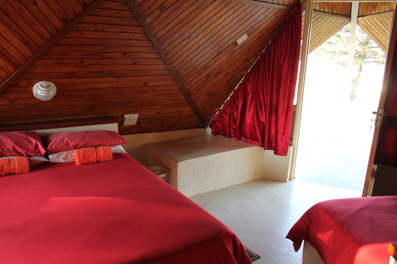 Pyramids Motel Van Reenen Esterno foto