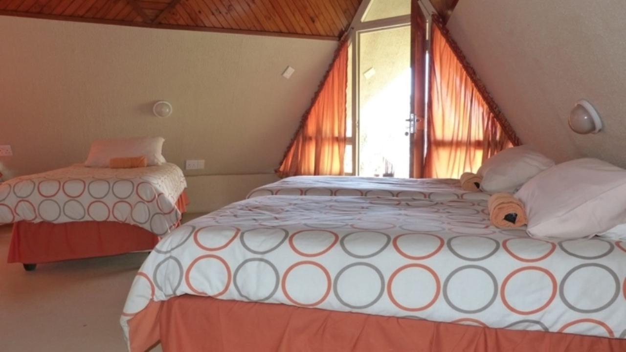 Pyramids Motel Van Reenen Esterno foto