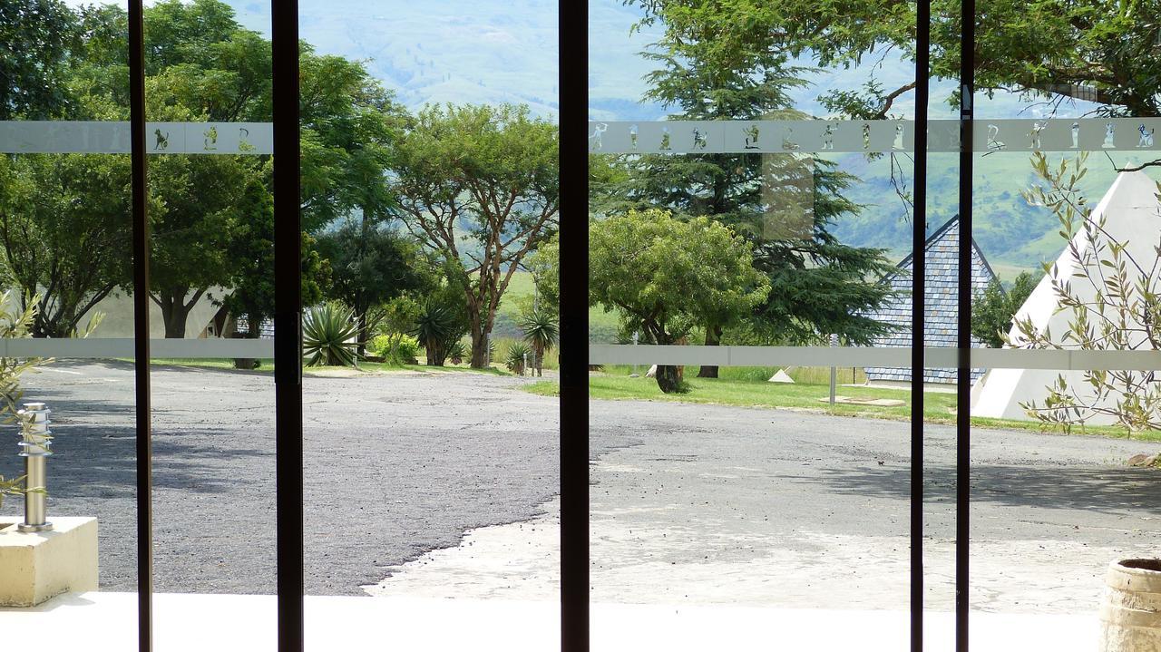 Pyramids Motel Van Reenen Esterno foto