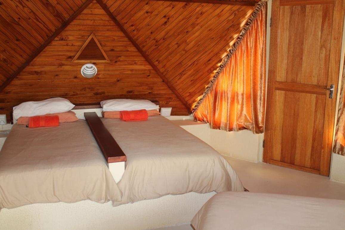 Pyramids Motel Van Reenen Esterno foto