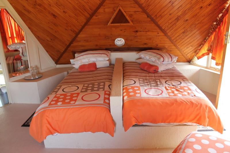 Pyramids Motel Van Reenen Esterno foto