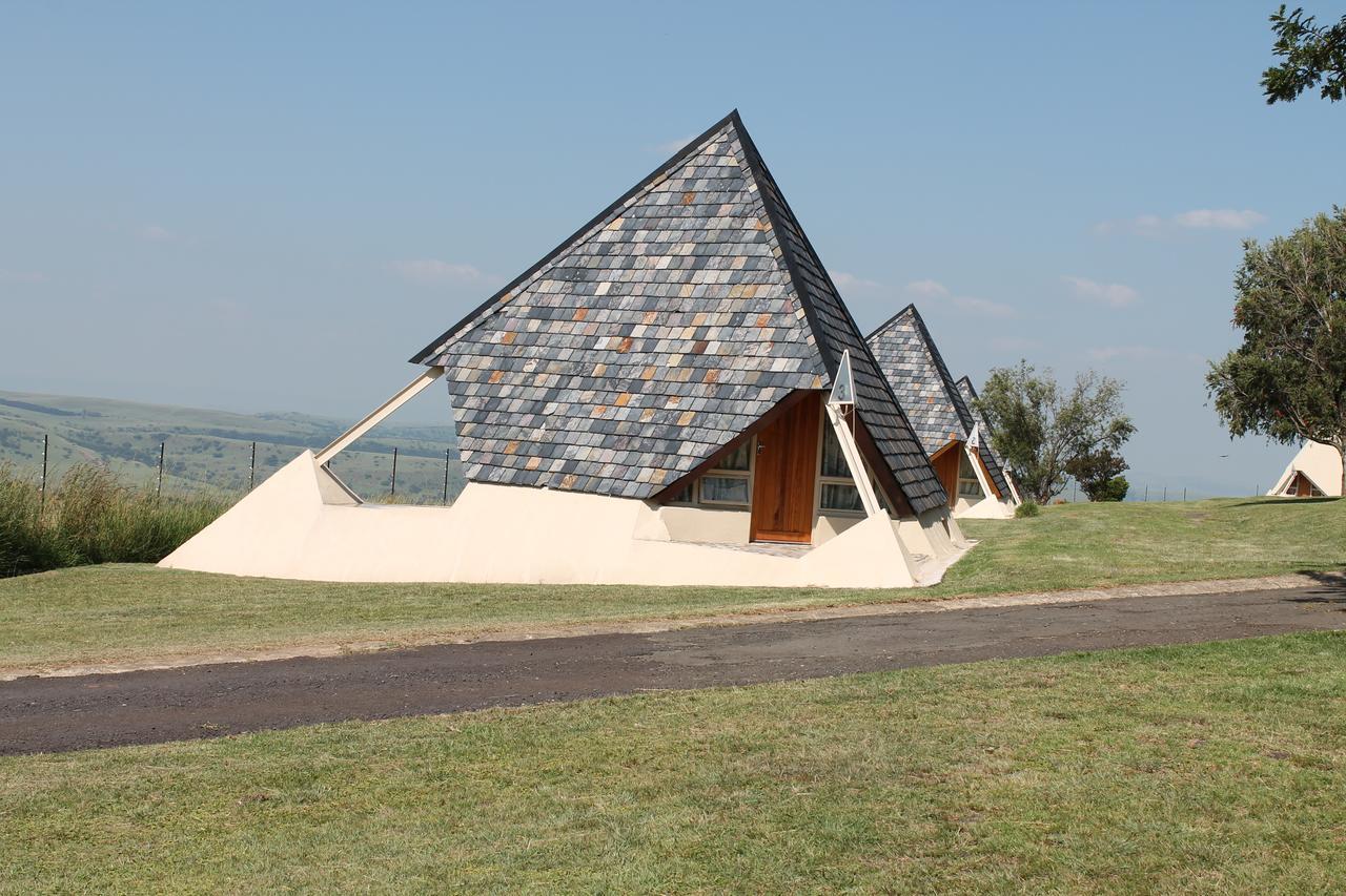Pyramids Motel Van Reenen Esterno foto